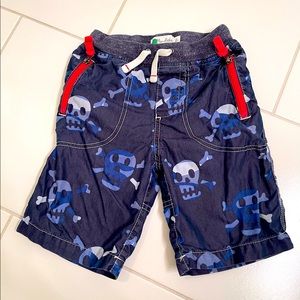 Skull print shorts